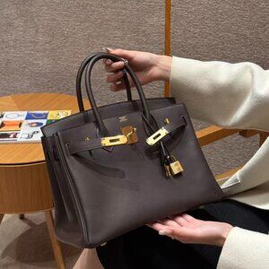 Classic Hermes Bag: A Stylish and Versatile Choice for Elegance